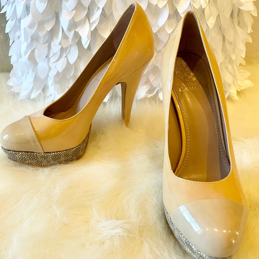 Vince Camuto Nude Heels 8.5 - Picture 7 of 7